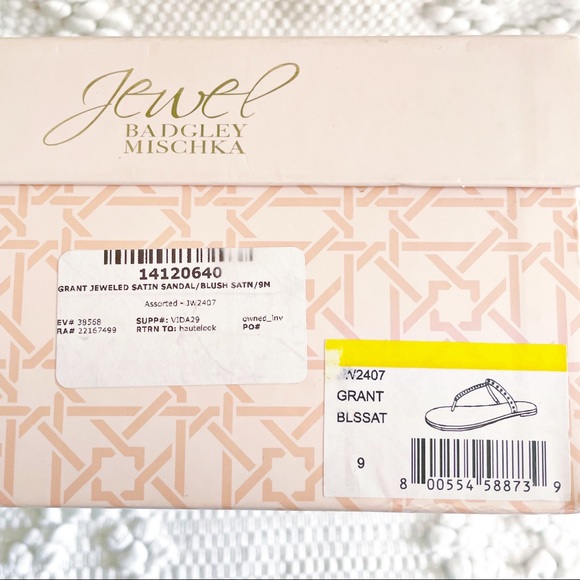 Badgley Mischka Grant Satin Jewel Pearl Embellished T-Strap Sandals New in Box - Picture 9 of 10
